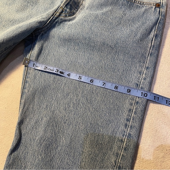 Levi's 501 Light Blue Classic Women's Jeans - Picture 9 of 16